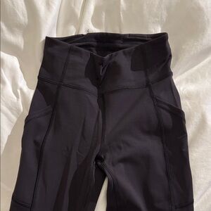 LULULEMON Black High-Waisted Leggings